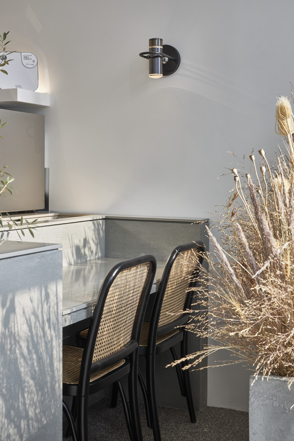 CAFE DOUDOU | 现代高级的 19 坪咖啡厅设计-17