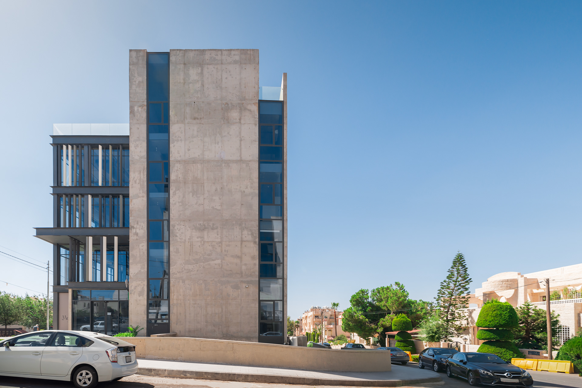 Maraqa Living 商业大楼丨约旦安曼丨Paradigm DH-7