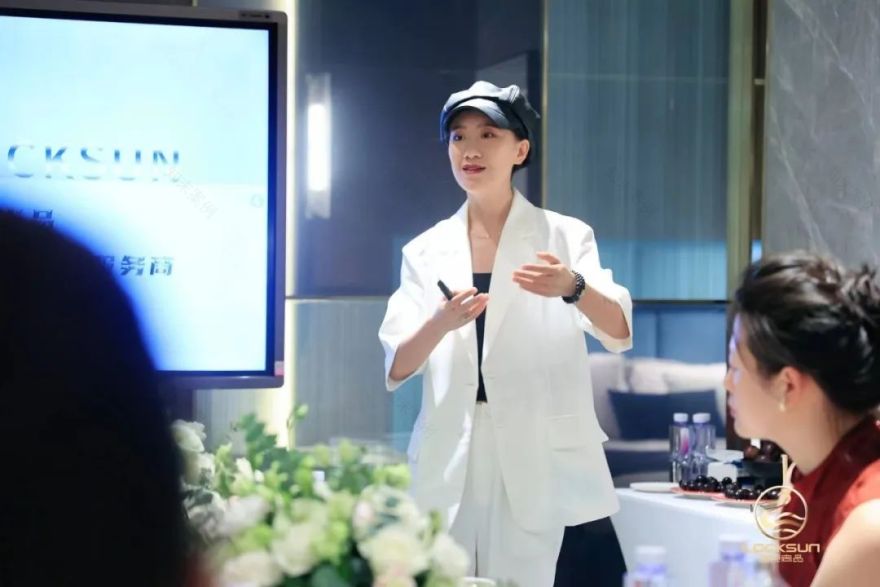 洛克尚品佳人有约第四季-13