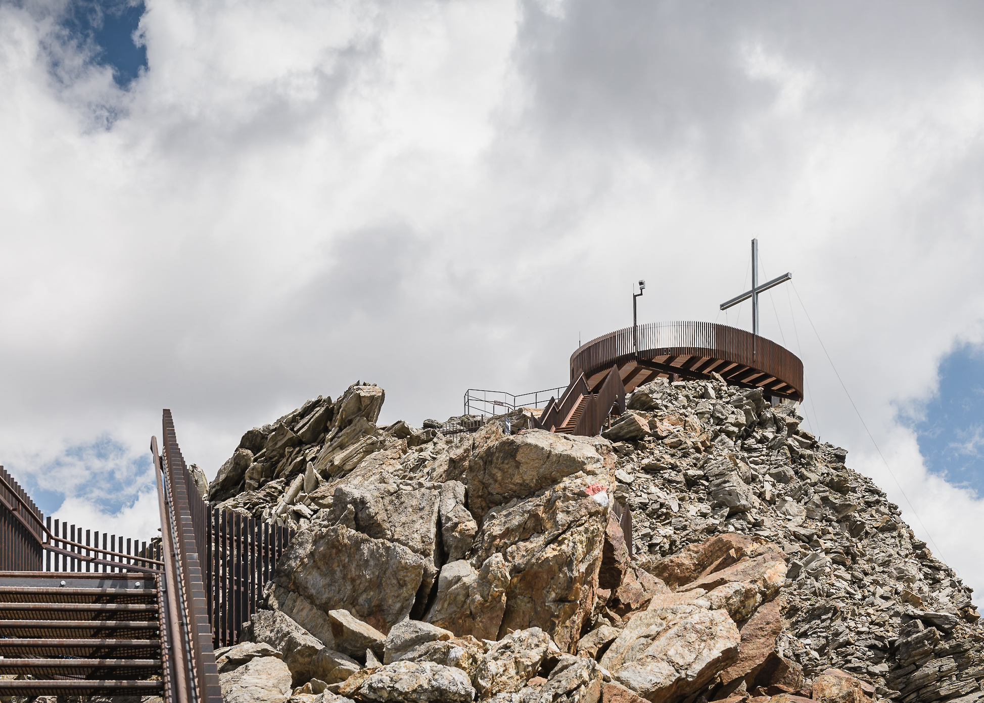 ÖtziPeak3251m-noa*NetworkofArchitecture-8