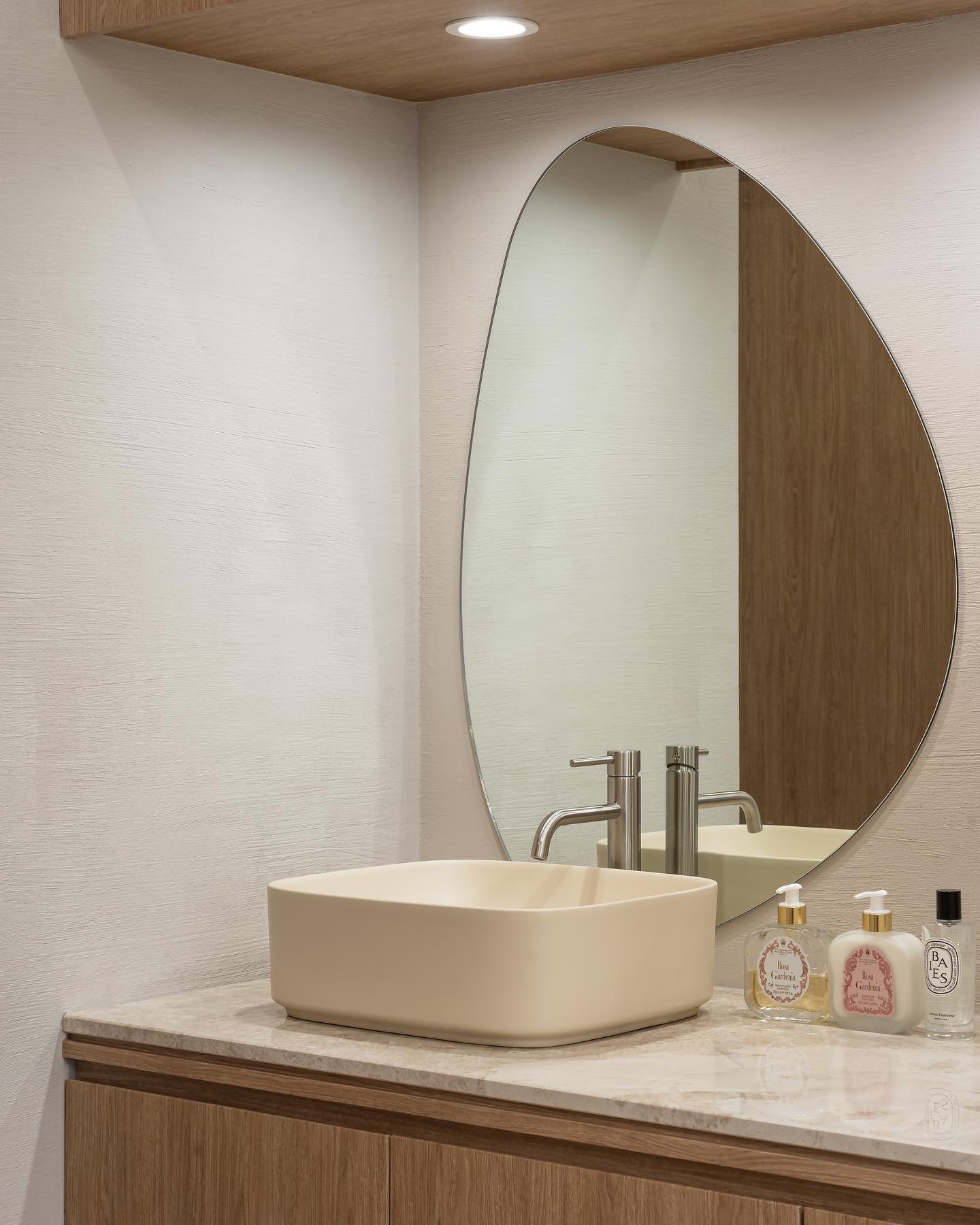 Monde Plastics 的 26 平米豪华内饰设计-8