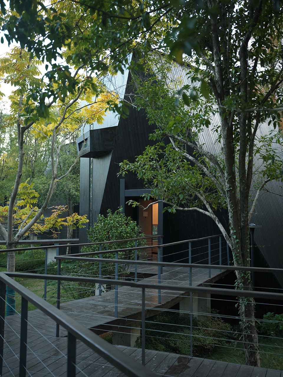 潜行之屋(桐庐森泊度假区)丨中国杭州丨SpActrum谱观,上海中森,中国联合,浙江安道等-38