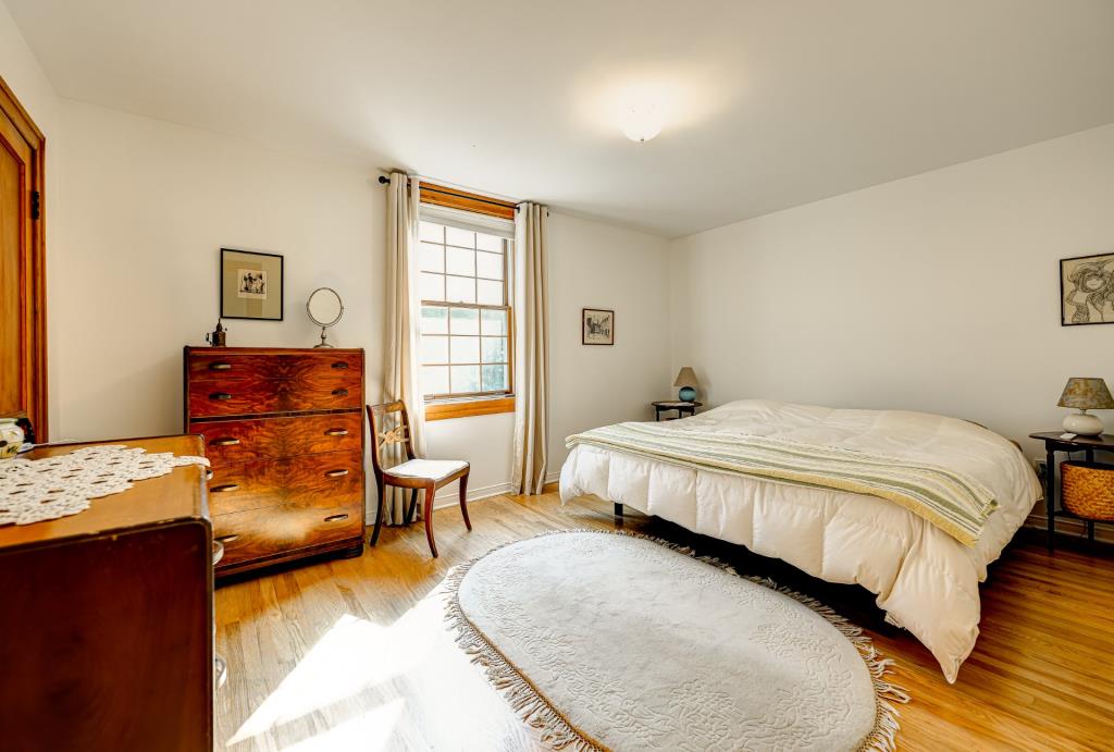 圣普拉西德劳伦琴地区温馨住宅丨Joli Joli Design-8