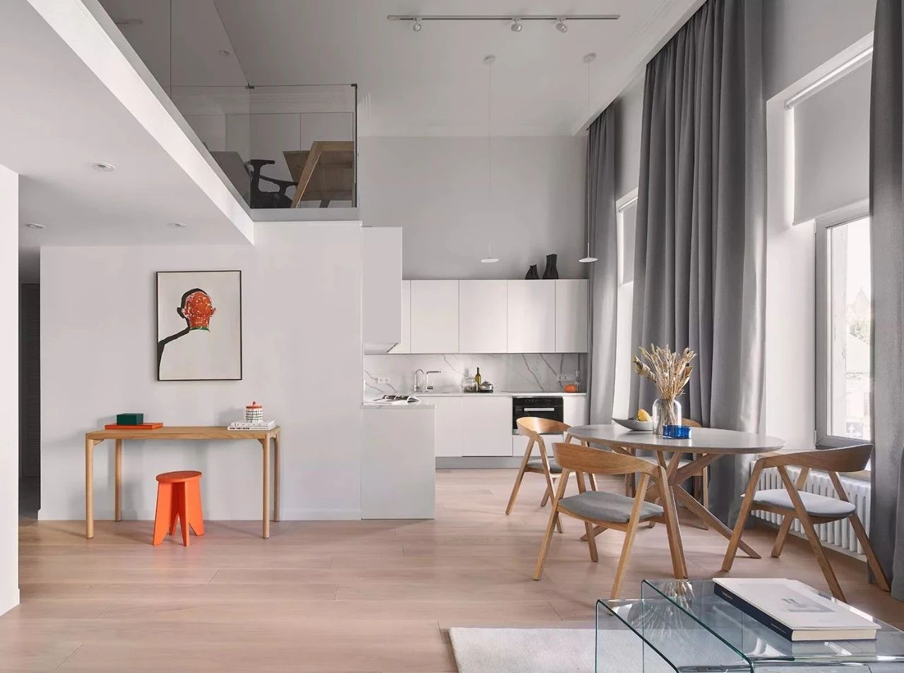 67㎡小复式简约空间设计丨Dina Usanova-5