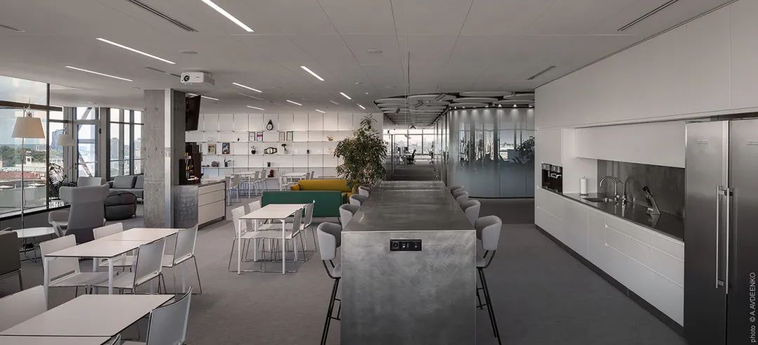 极简创意空间 · 东京新内拉里 28 号楼办公室丨日本东京丨ZOTOV&CO-43