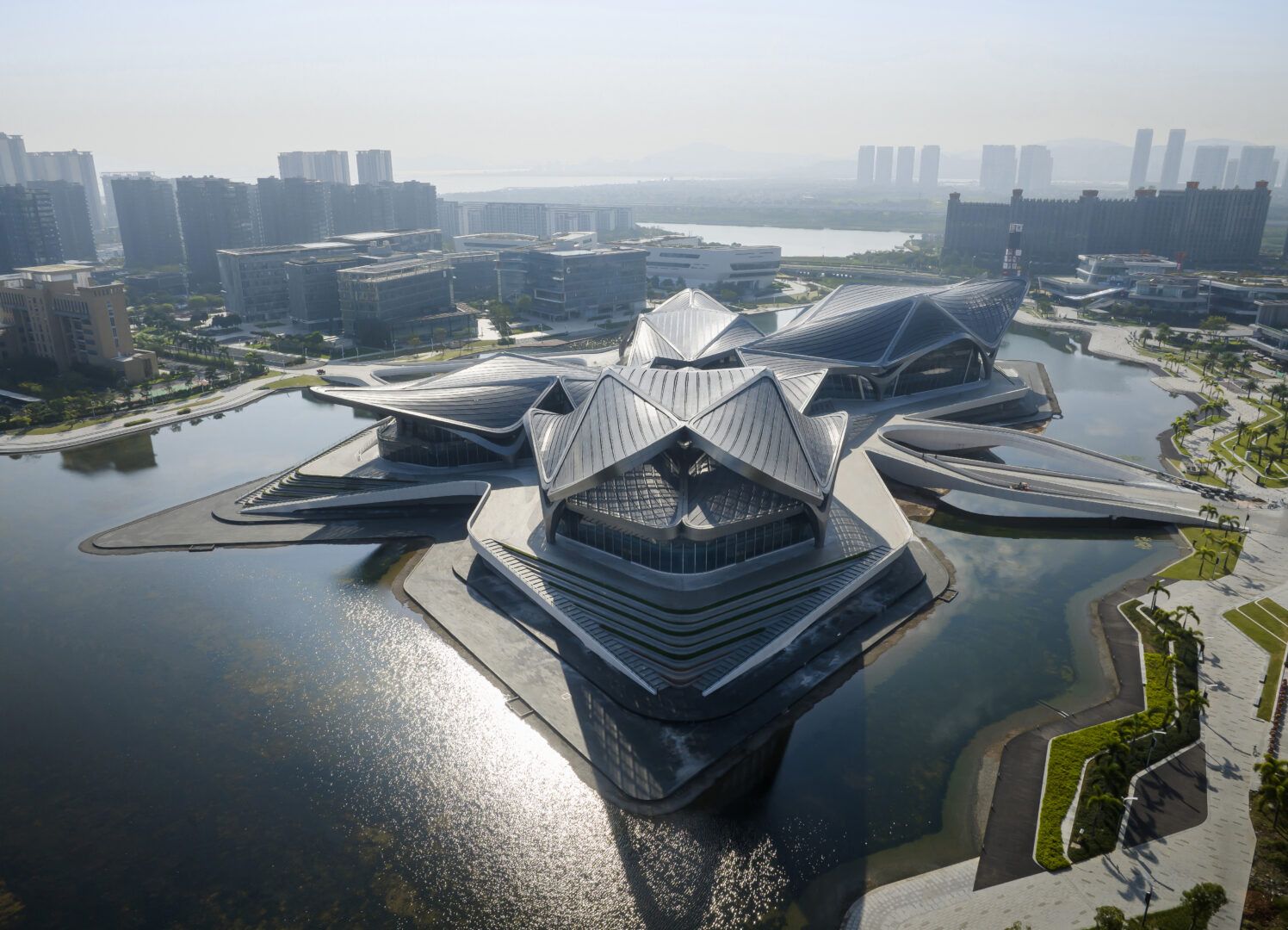 ZHUHAI JINWAN CIVIC ART CENTRE | ZAHA HADID ARCHITECTS - ARCH2O-12