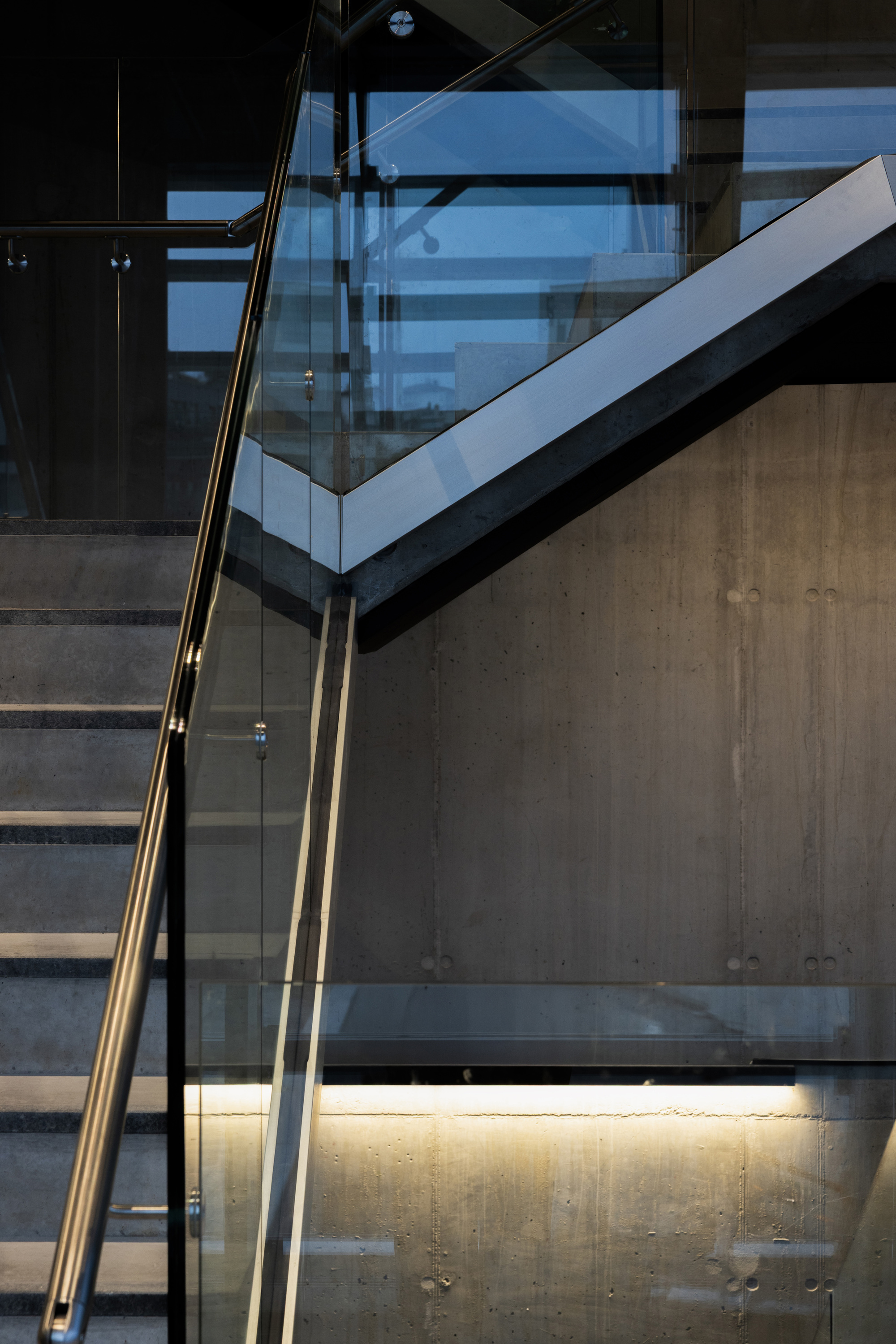 拉古嫩二号购物中心丨挪威丨BIOSIS-16