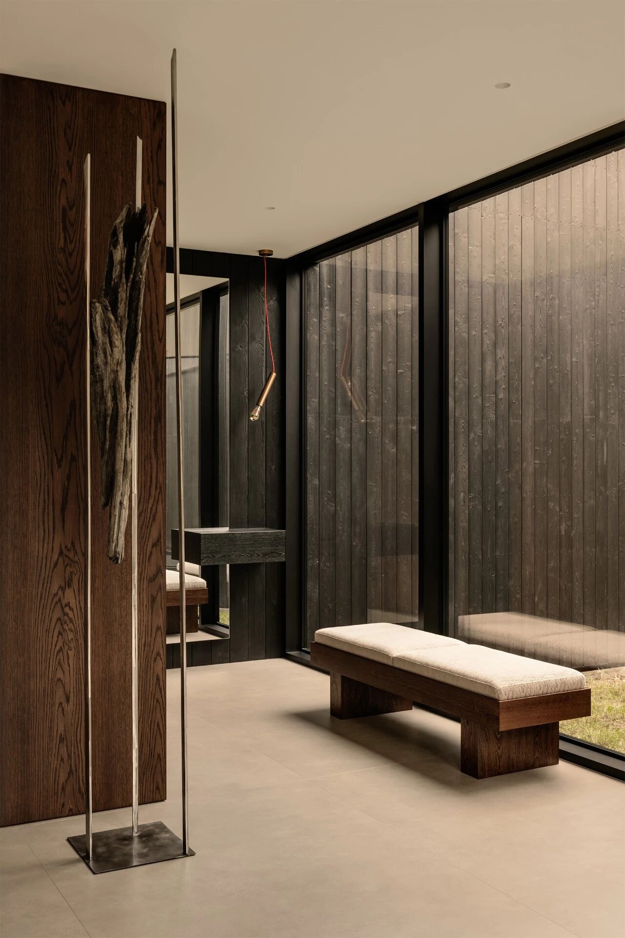 鸸鹋屋（注：EMU是鸸鹋，一种澳大利亚特有的鸟类，若这里的EMU有特殊含义，请提供更多背景信息以确保准确翻译） 丨华沙的工作室81.WAW-5