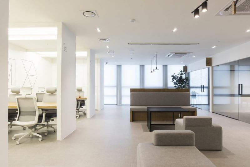 简约白诠释 51 平 IT 咨询公司办公室设计-27