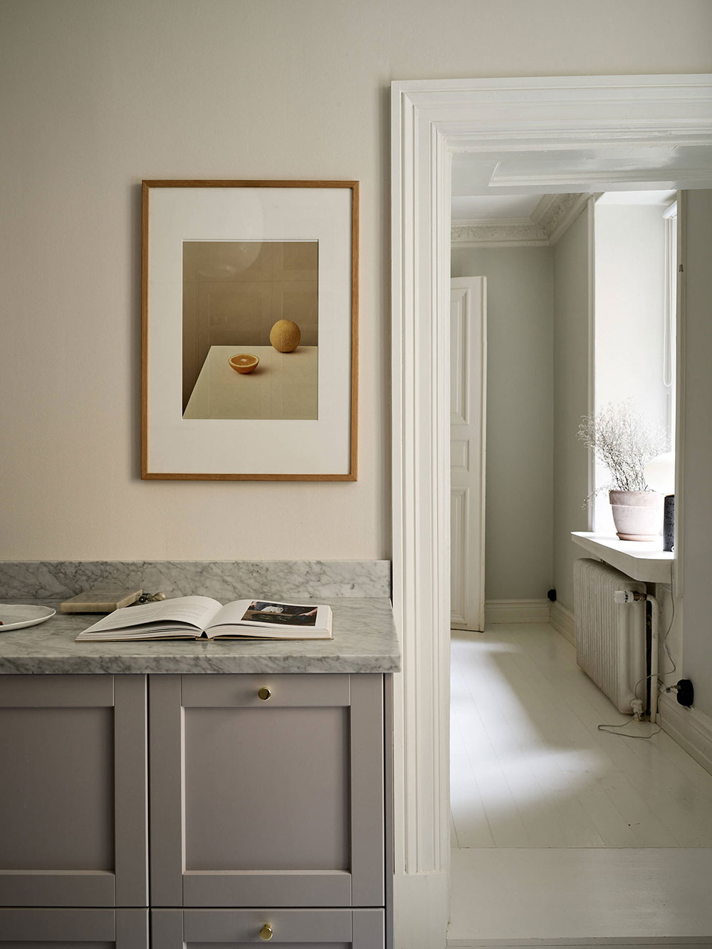 瑞典经典公寓的细腻内饰设计-19