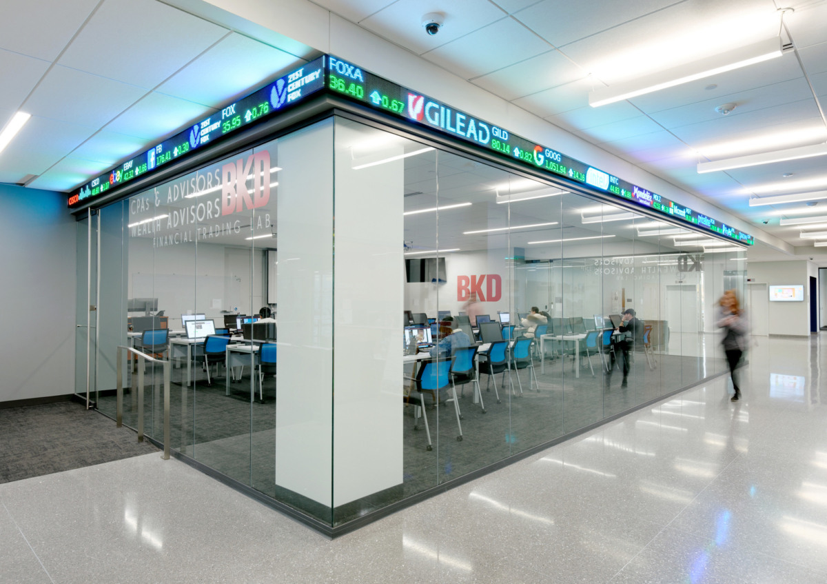 Missouri State 大学 Glass Hall 学生成功中心,打造现代教育协作空间-10