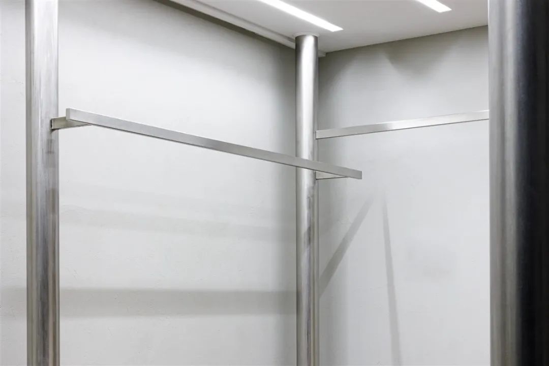 首尔 Mainstay 小型女装空间设计丨韩国首尔丨STUDIO UNRAVEL-0