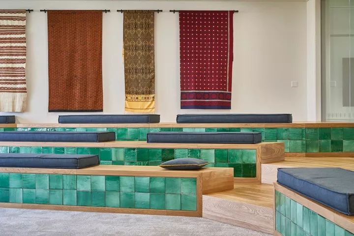 日内瓦 GAVI 办公室设计展现多样性与温暖-15