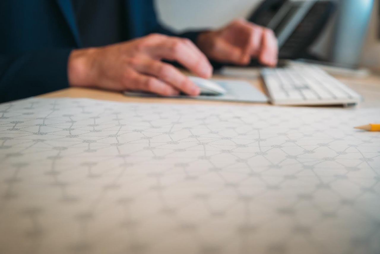 博比·伯克携手海岸淋浴门,打造现代浴室艺术品-9