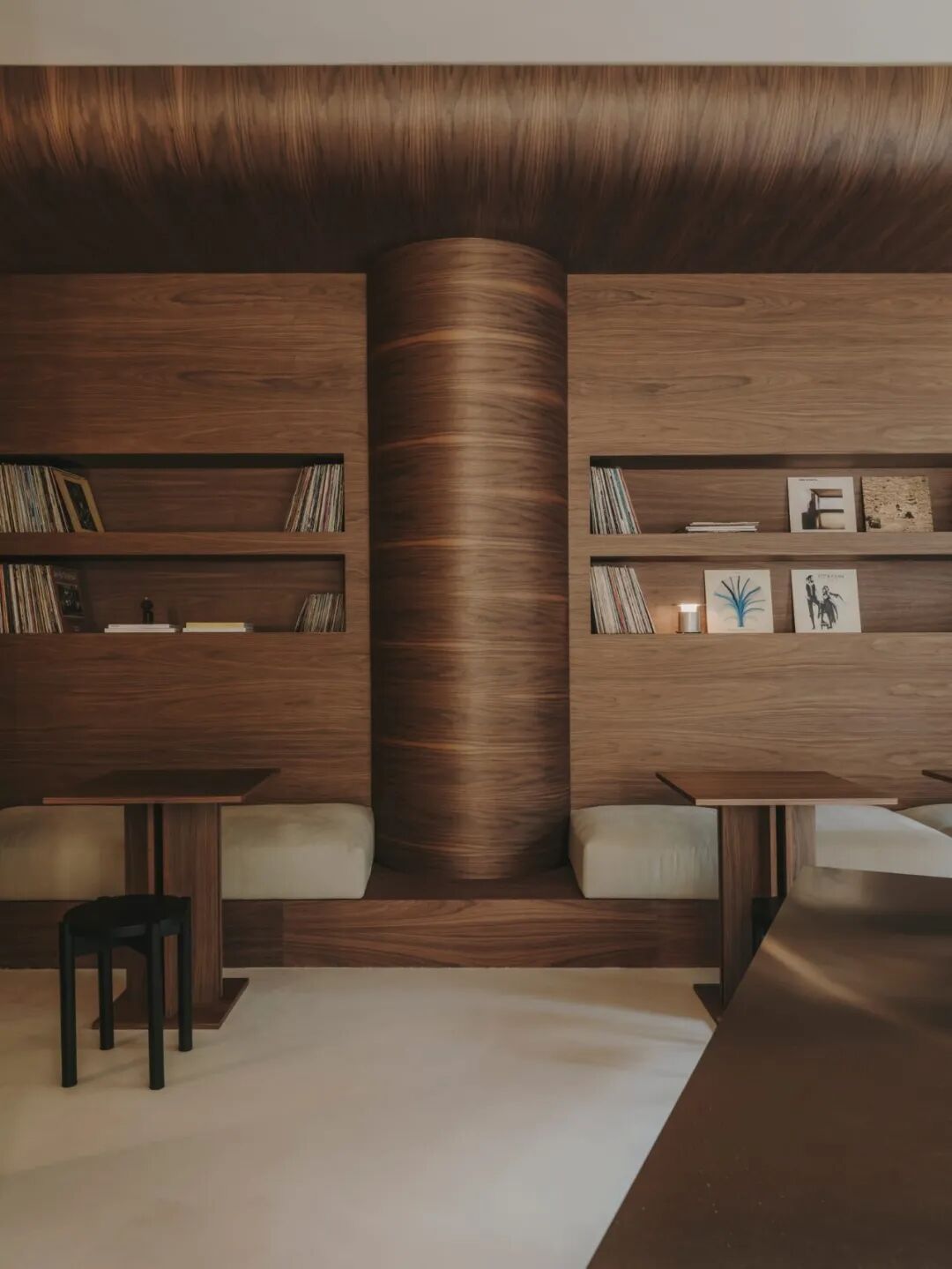 巴塞罗那的爵士乐咖啡馆 Jaç Hifi Café丨西班牙巴塞罗那丨Ligia 和 Arnau 夫妇-22