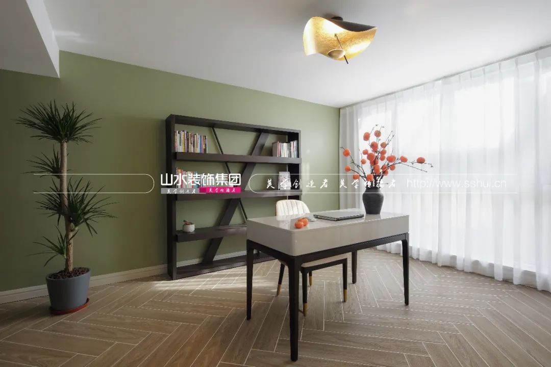 300 平复式住宅的橙蓝碰撞-26