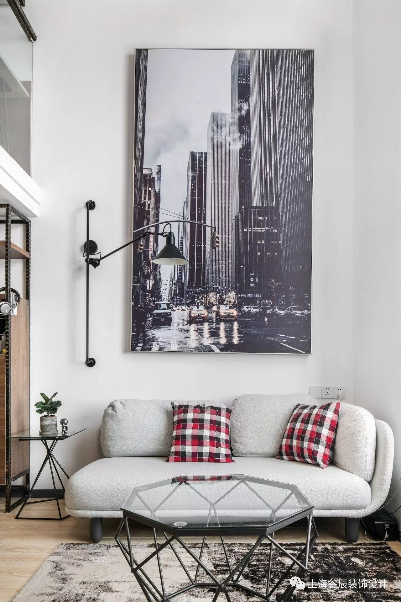 【谷辰设计新作】：50平米小复式单身公寓软装改造，“毛坯房”也能精致的好好住。-8