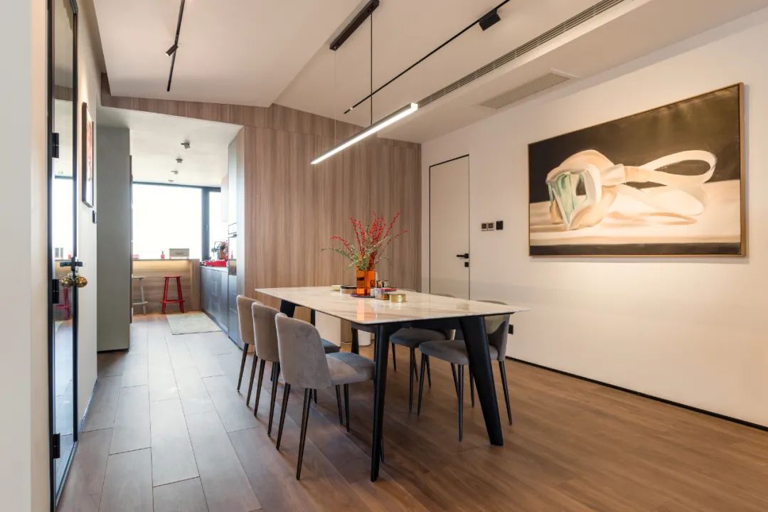 现代简约之家 · 舒适与趣味的完美融合丨王作方-38