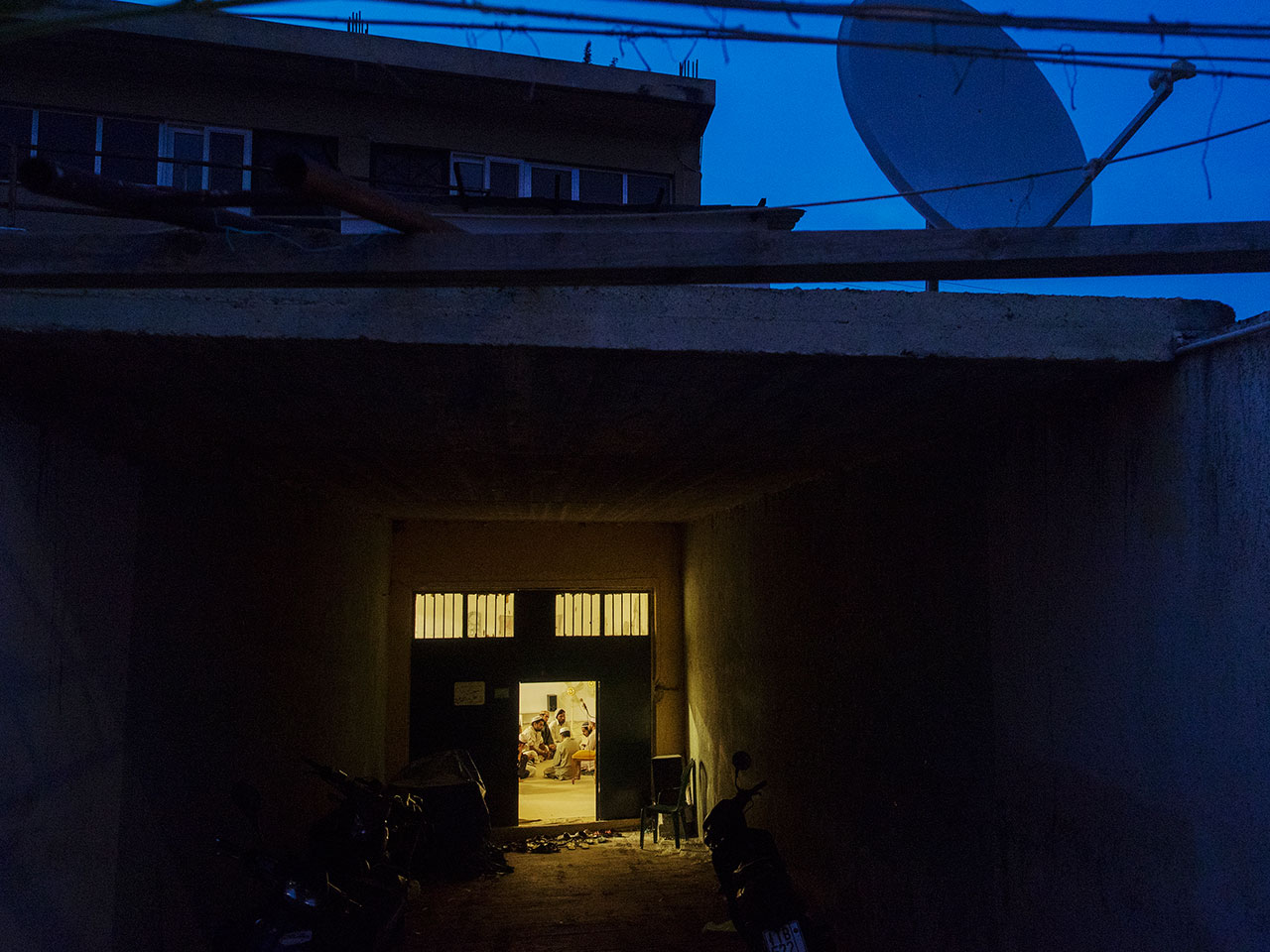 隐秘的信仰空间 | 雅典地下教堂、寺庙和清真寺-34