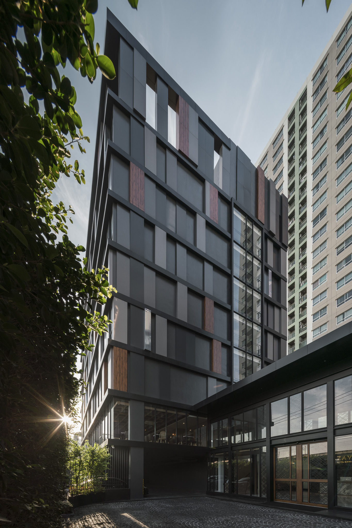 Srinakarin Hotel / Archimontage Design Fields Sophisticated-31