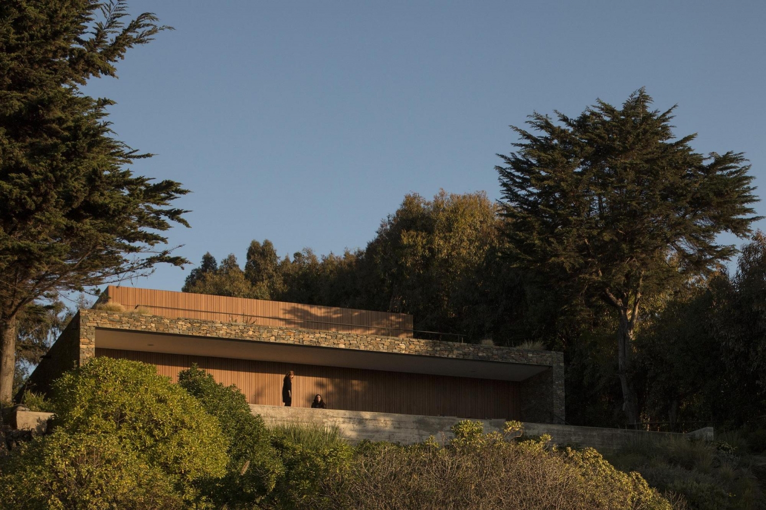 智利罗卡斯别墅 | 石头盒子中的宁静海景-36