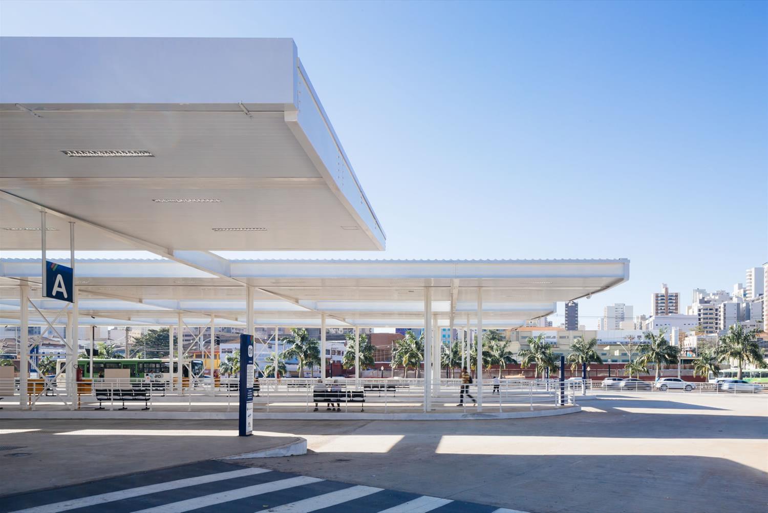 23 SUL6 项目 · 轻巧环保的公交站台设计-4