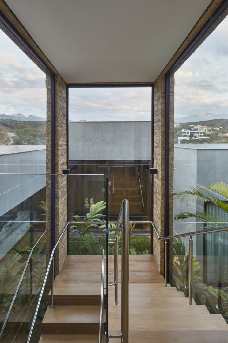 巴西别墅 Valley House丨David Guerra-11