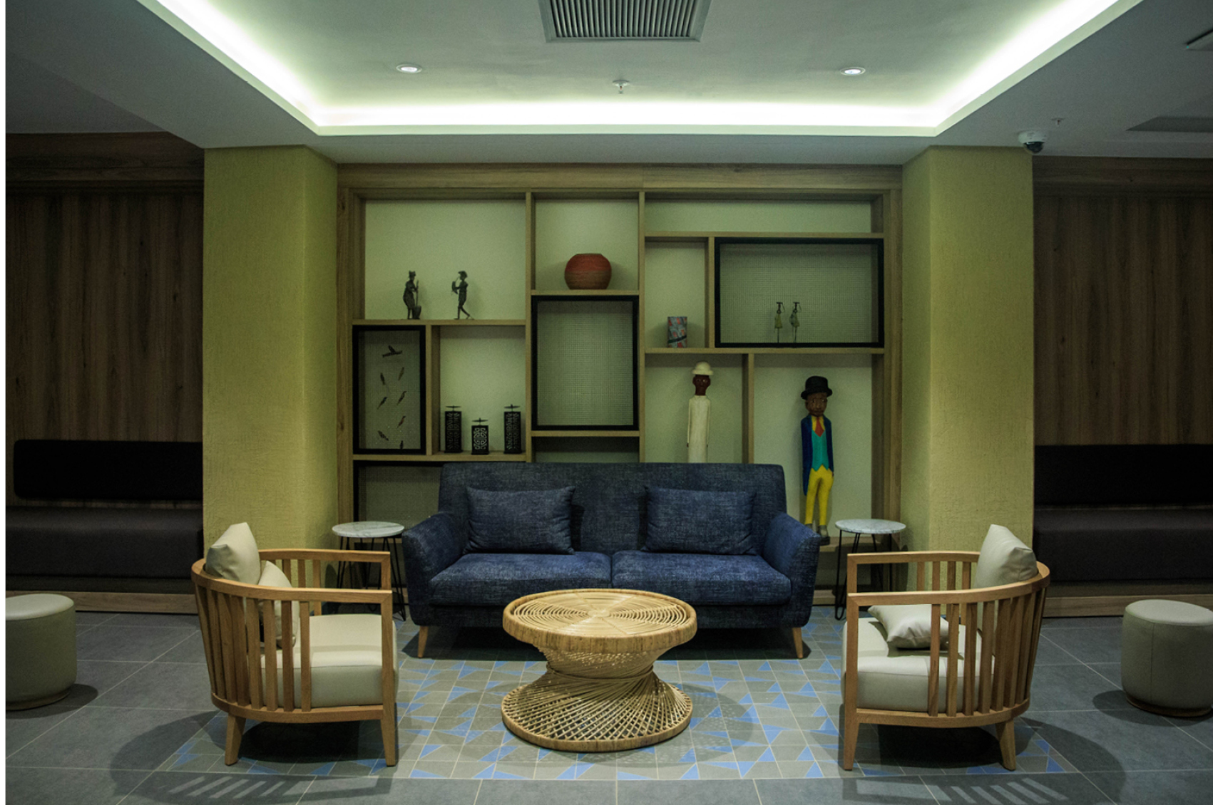 
						jQuery(document).ready(function() {
							jQuery("a[rel^='prettyPhoto']").prettyPhoto({
								social_tools : false,
								show_title : false
							});
						});
					-5