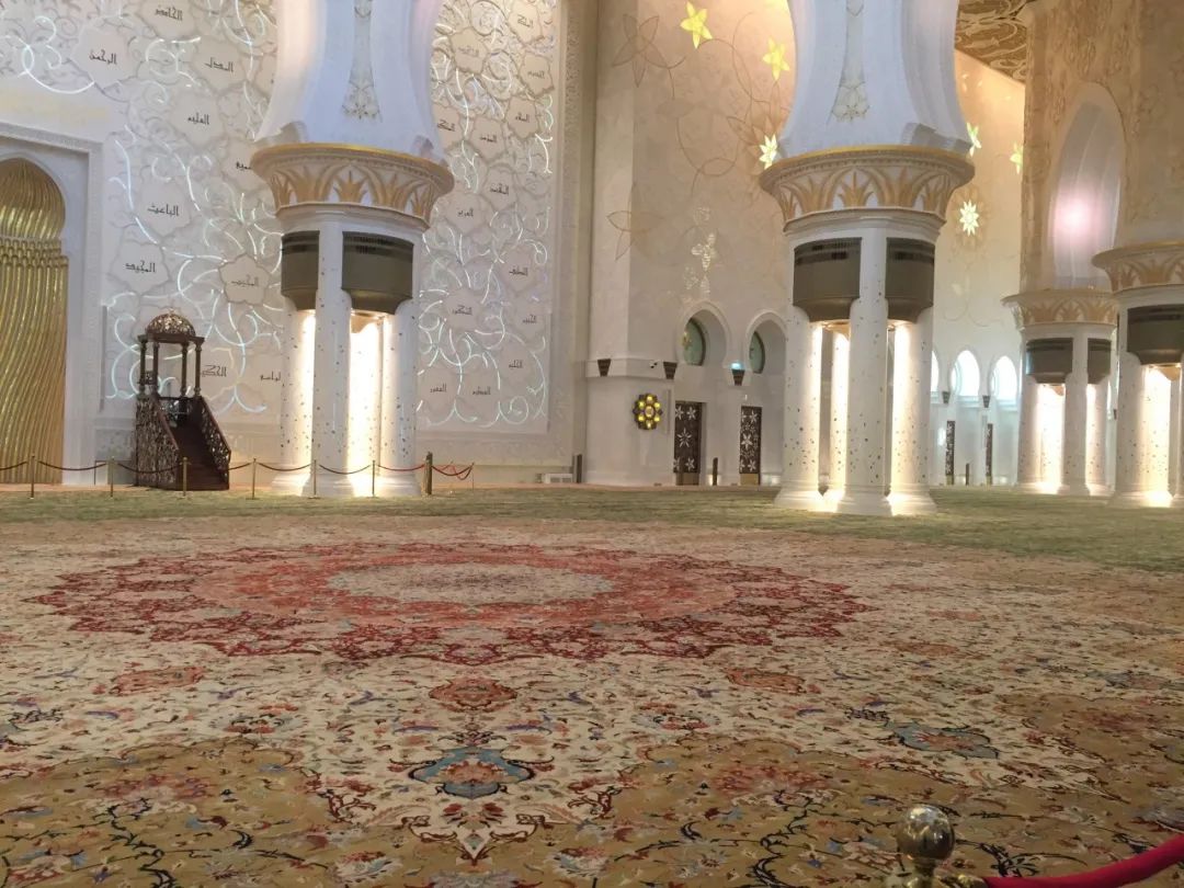 谢赫扎伊德清真寺 | 伊斯兰艺术与建筑的璀璨瑰宝-74