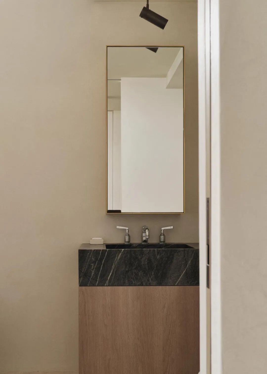 悉尼Upper North Shore住宅丨澳大利亚悉尼丨Phoebe Nicol Studio-41