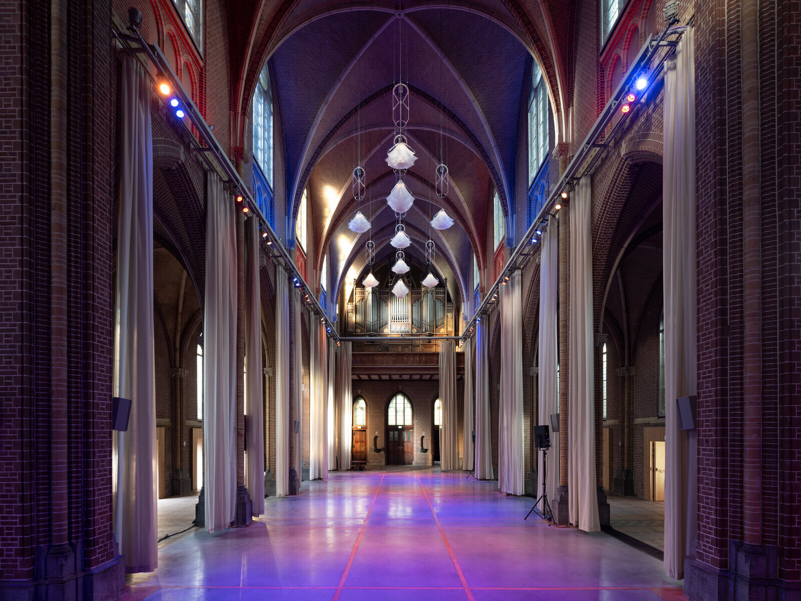 变废为宝 | 荷兰废旧修道院焕发新生-21