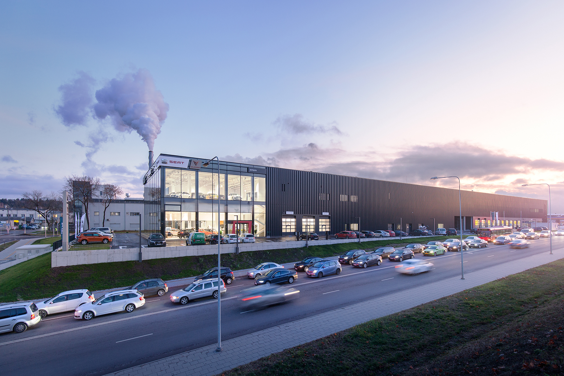 Autojuta 汽车销售服务中心-13