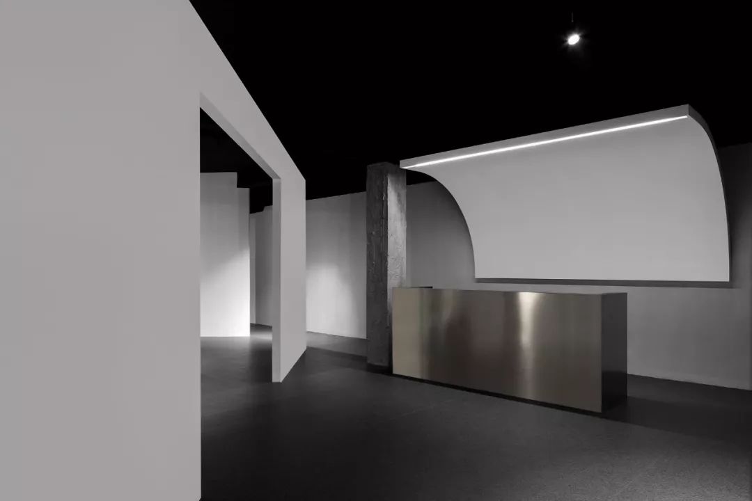 梦境边缘的生活艺术展厅-19