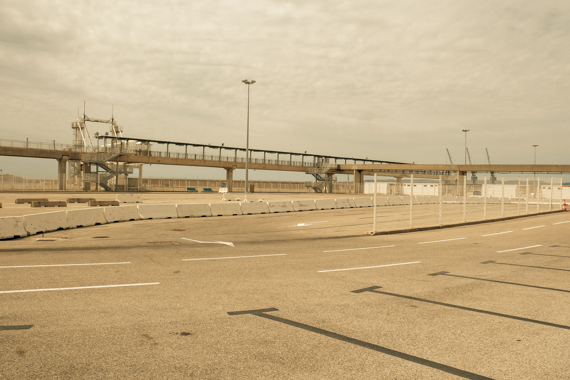 无人区丨Patrick BAUDUIN-10