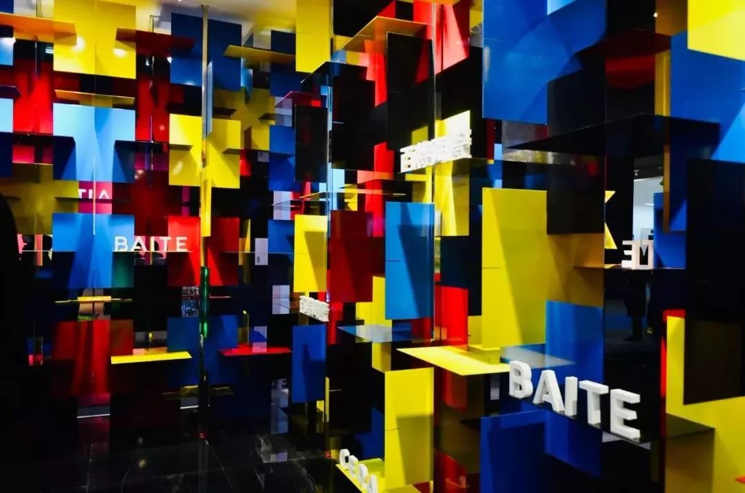 广州设计周盛宴,维上设计首席蓝玉维荣获金住奖-31