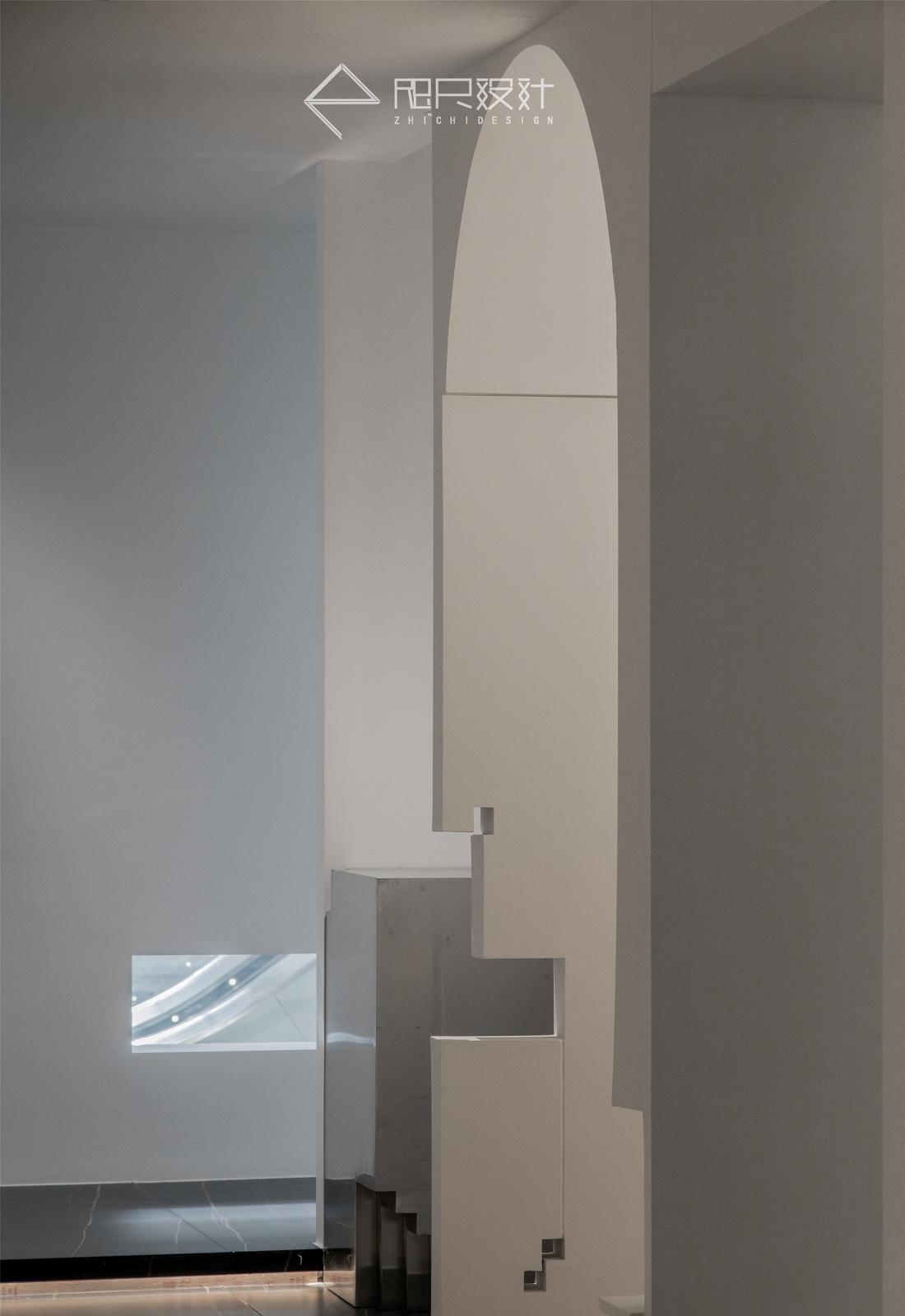 半墙设计、镜像交错,打造个性家居空间-10