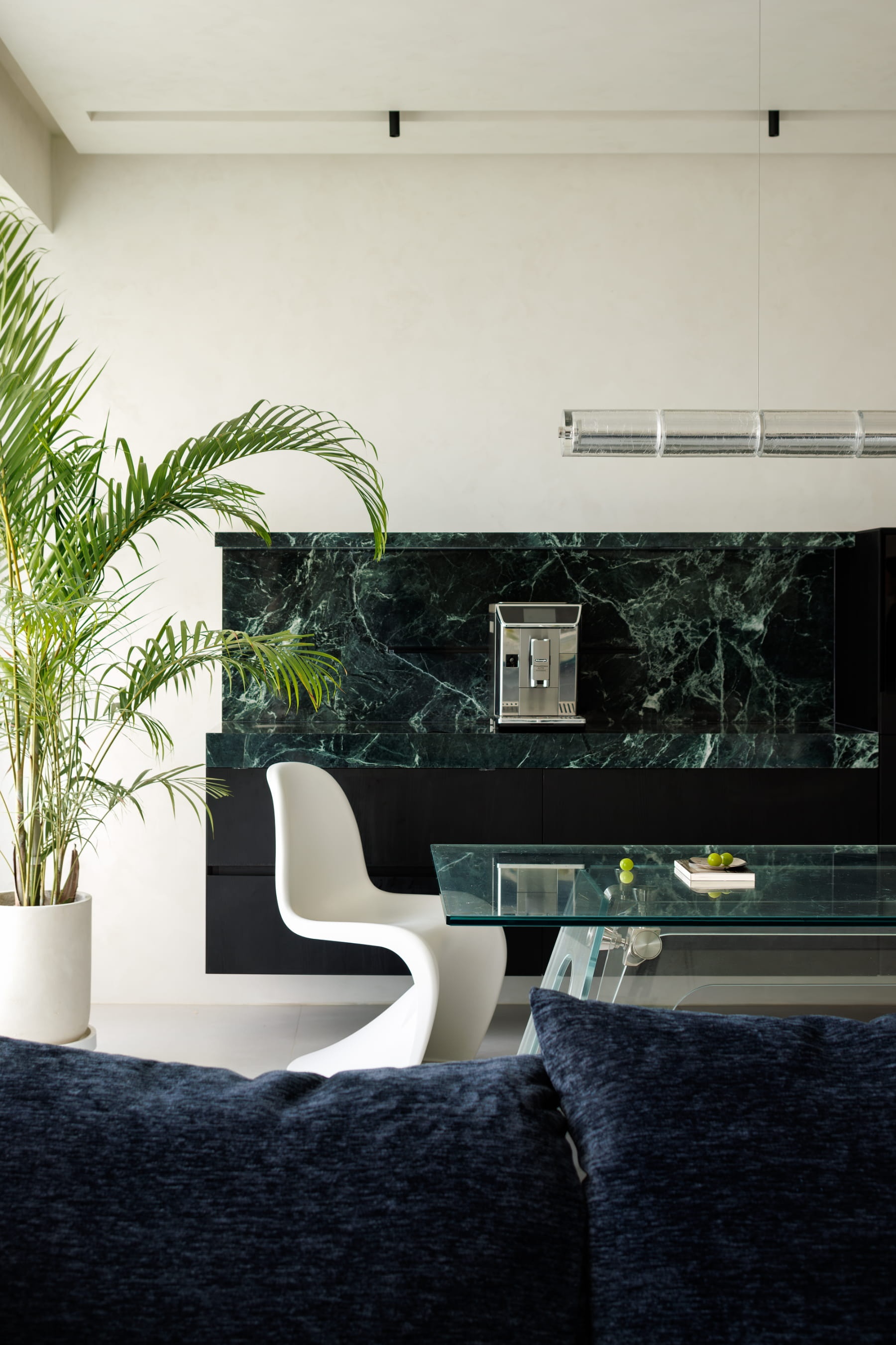 HURR赫设计丨极简中彰显趣味与品味的家-23