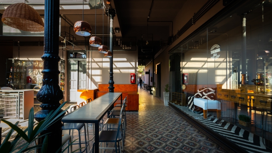 阿根廷百年修道院改造的购物中心-88