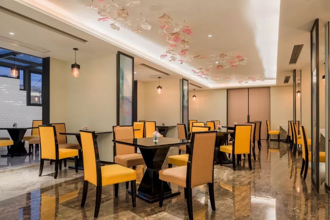 崇阳华逸酒店——轻奢智能,舒适静雅的城市商务型酒店设计-81