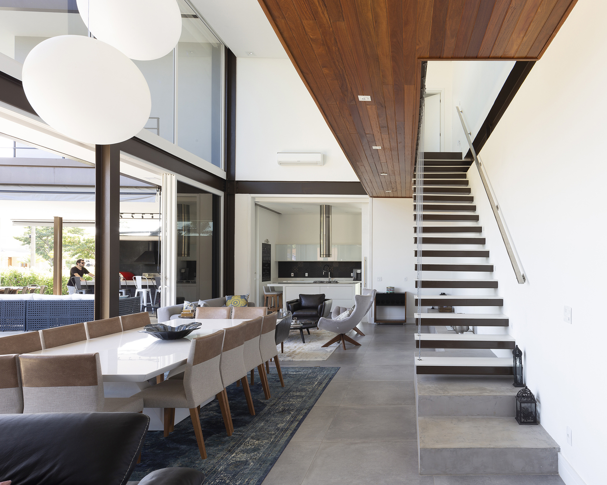 巴西 BT House | 钢构智能玻璃打造室内外一体空间-102