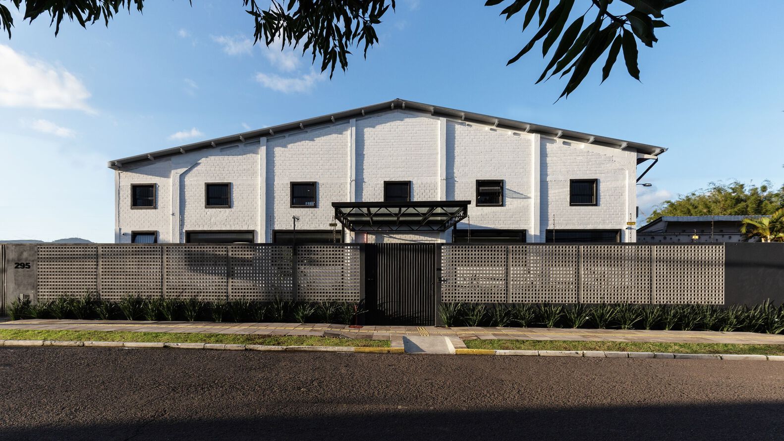 巴西 Vert 总部绿色工业风设计丨BrazilRio Grande do Sul丨Integra Studio Arquitetura-31