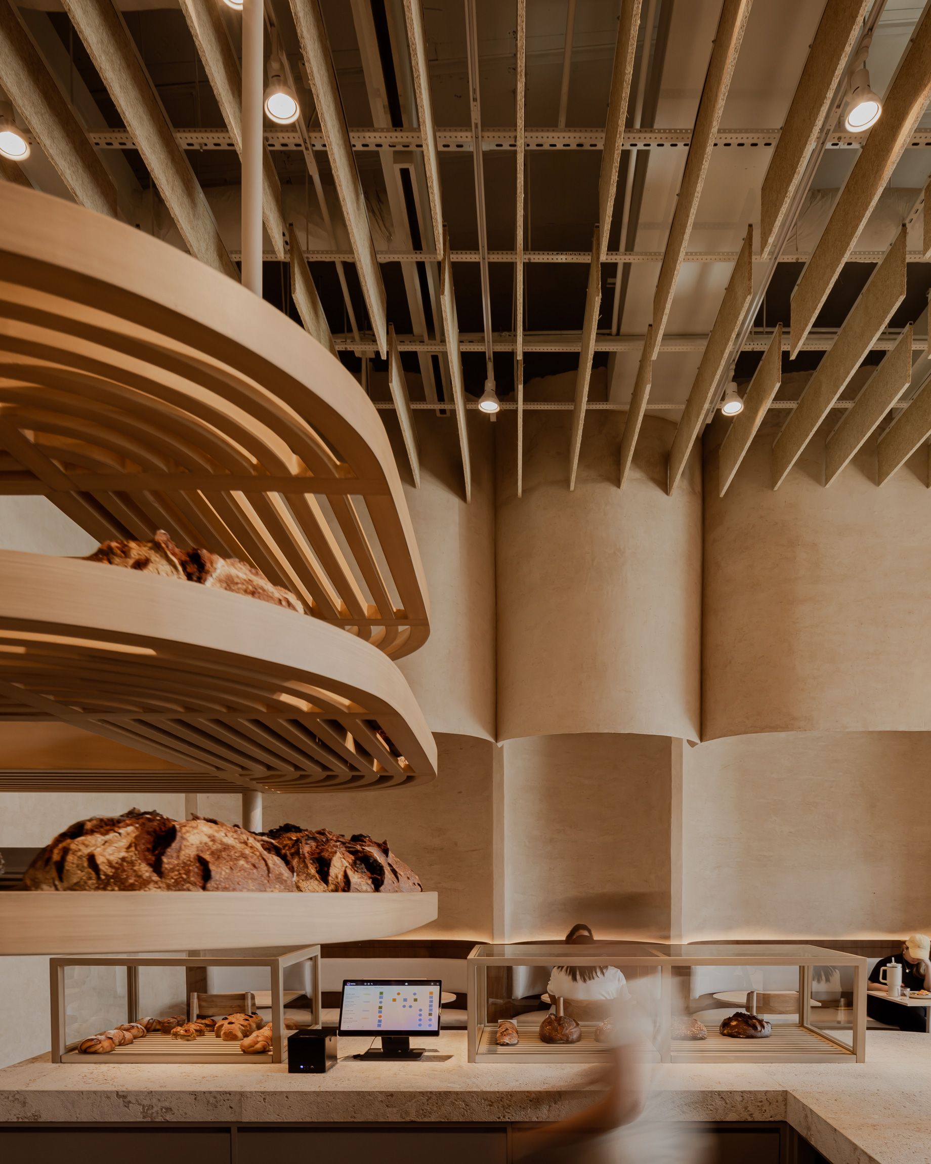 克鲁梅·贝克（注：Bäcker在德语里有面包师之意，但这里作为名字，按音译处理） 丨Mallol-1