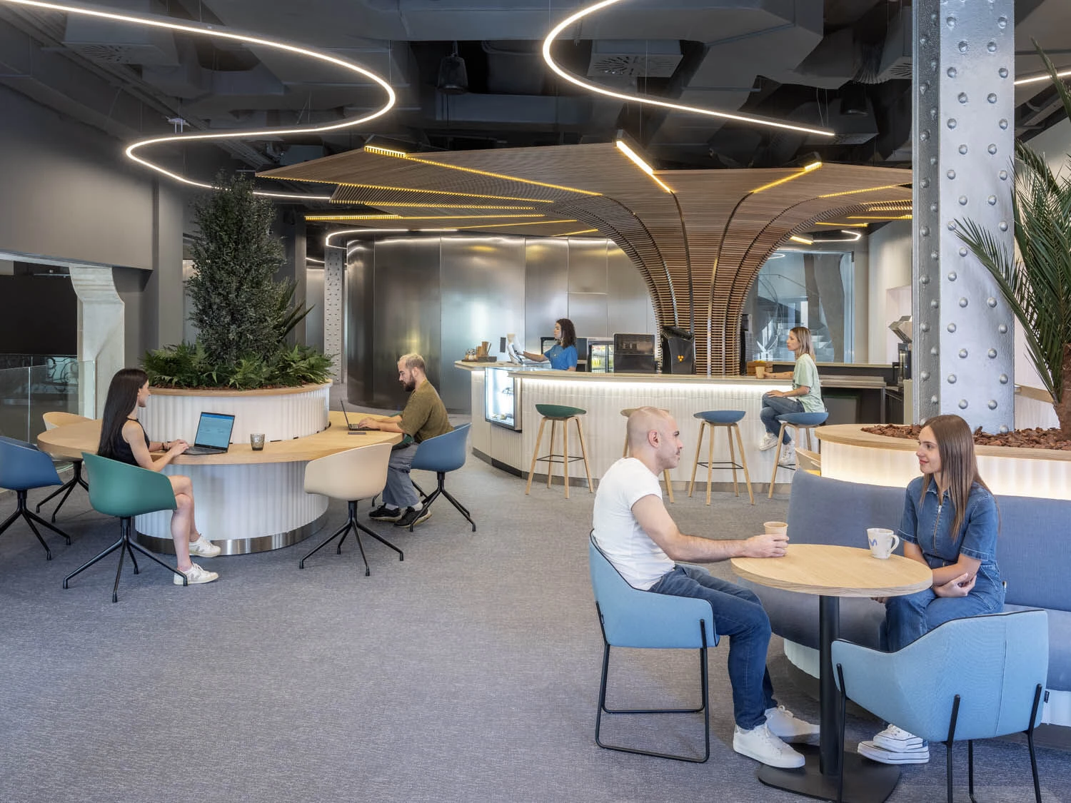 莫维斯塔空间,手机店丨西班牙马德里-11