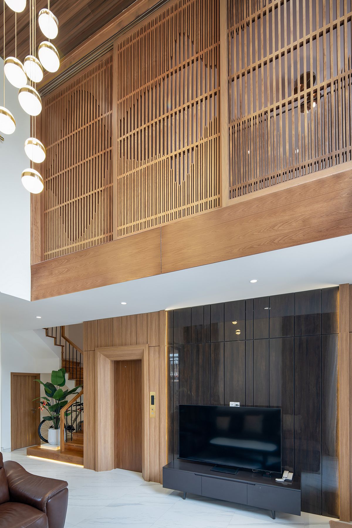 现代绿色环保的越南 Step House 设计-5