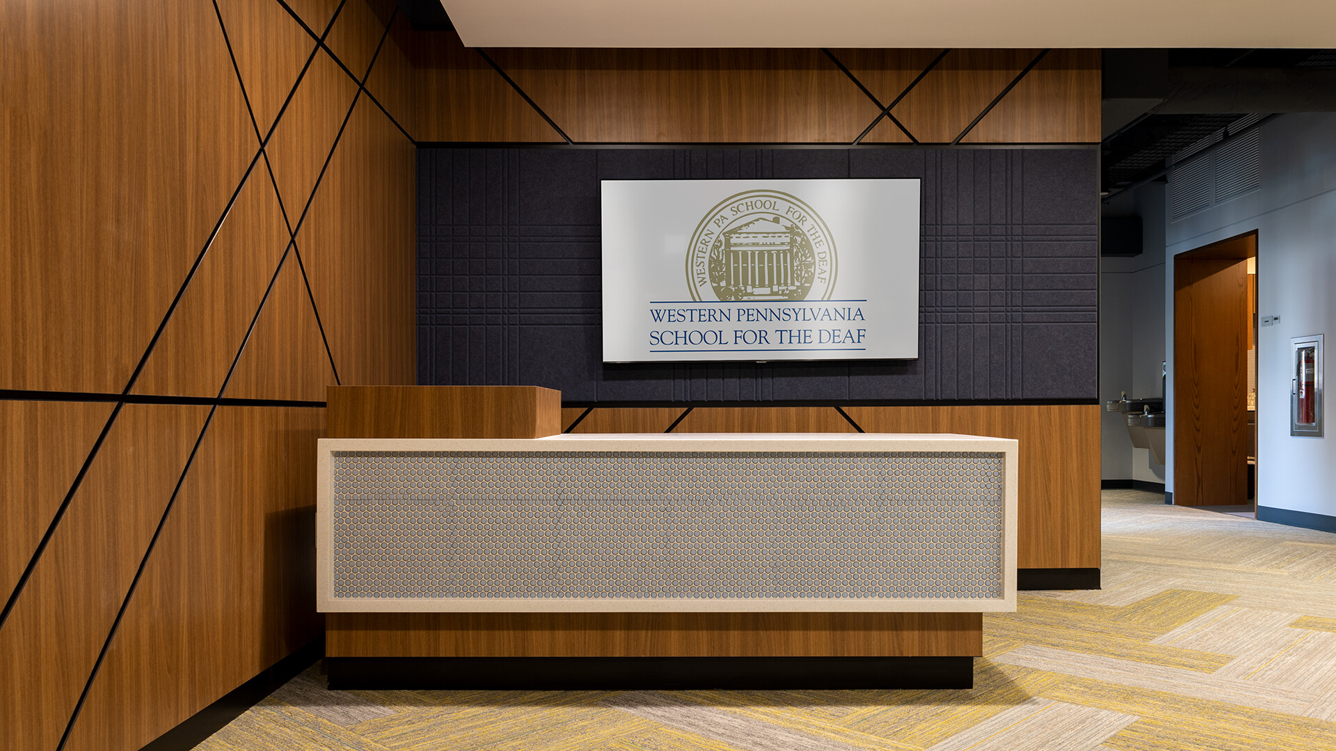 西宾夕法尼亚聋校无障碍协作空间丨美国匹兹堡丨DRAW Collective-17