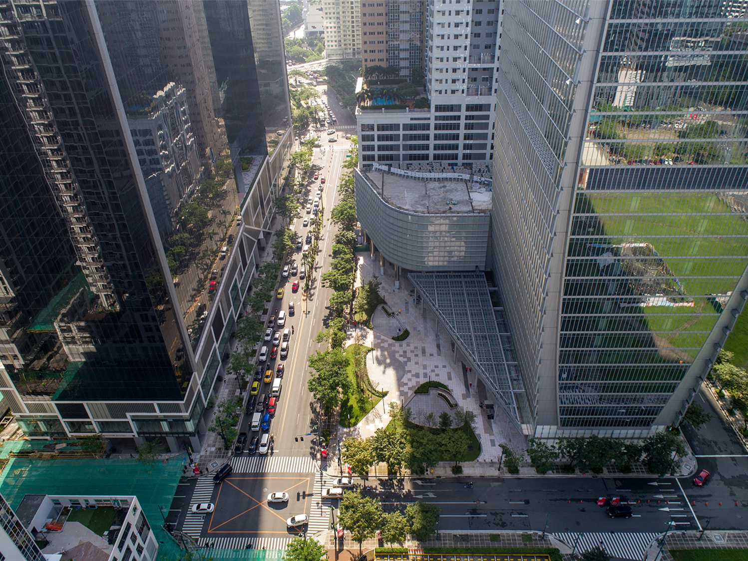 菲律宾马尼拉金融中心大楼-11