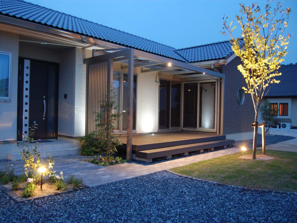 平屋建て和風モダン住宅の新築外構-45