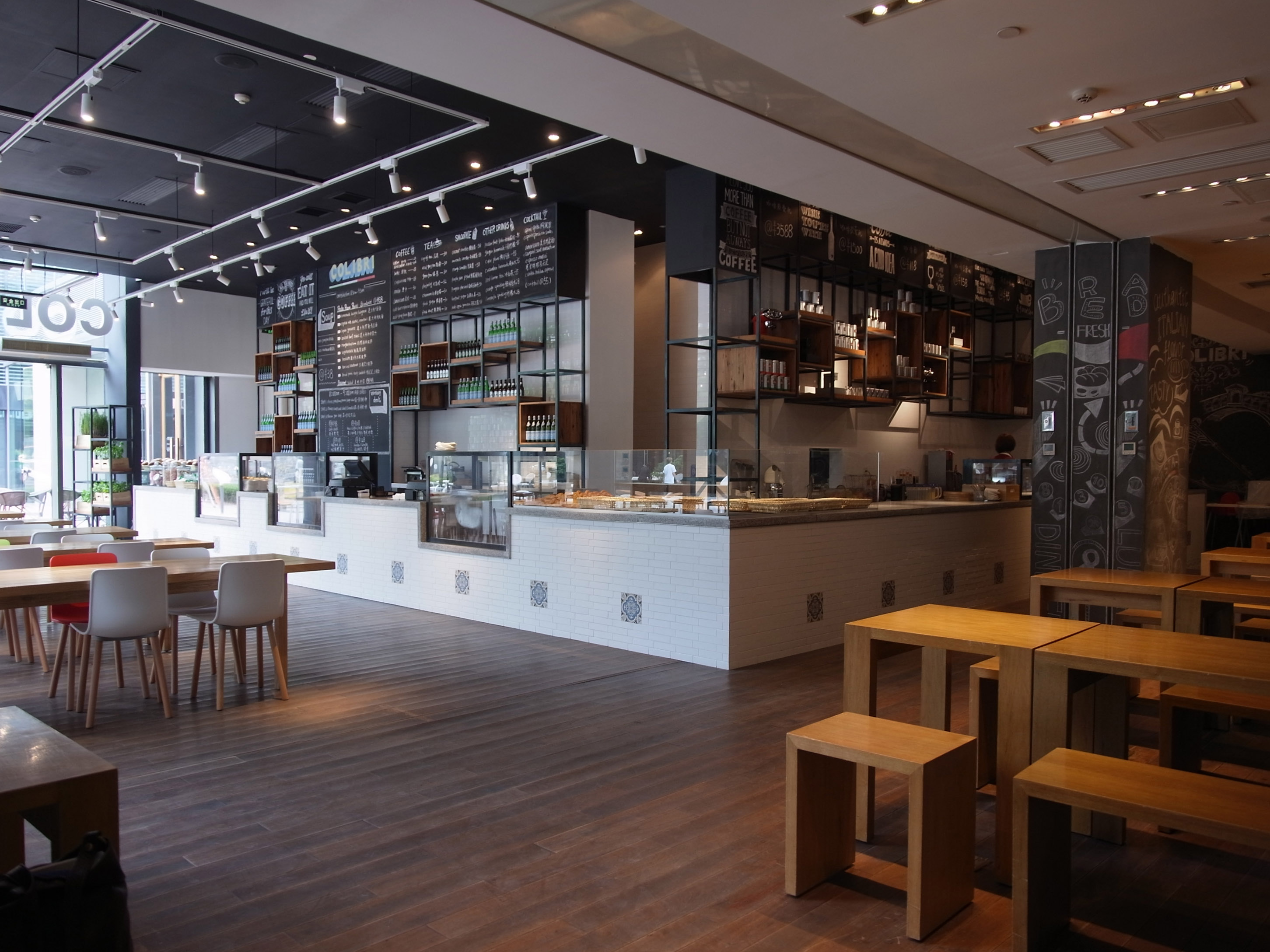 北京蜂鸟咖啡,意大利风情浓郁的温馨空间-12