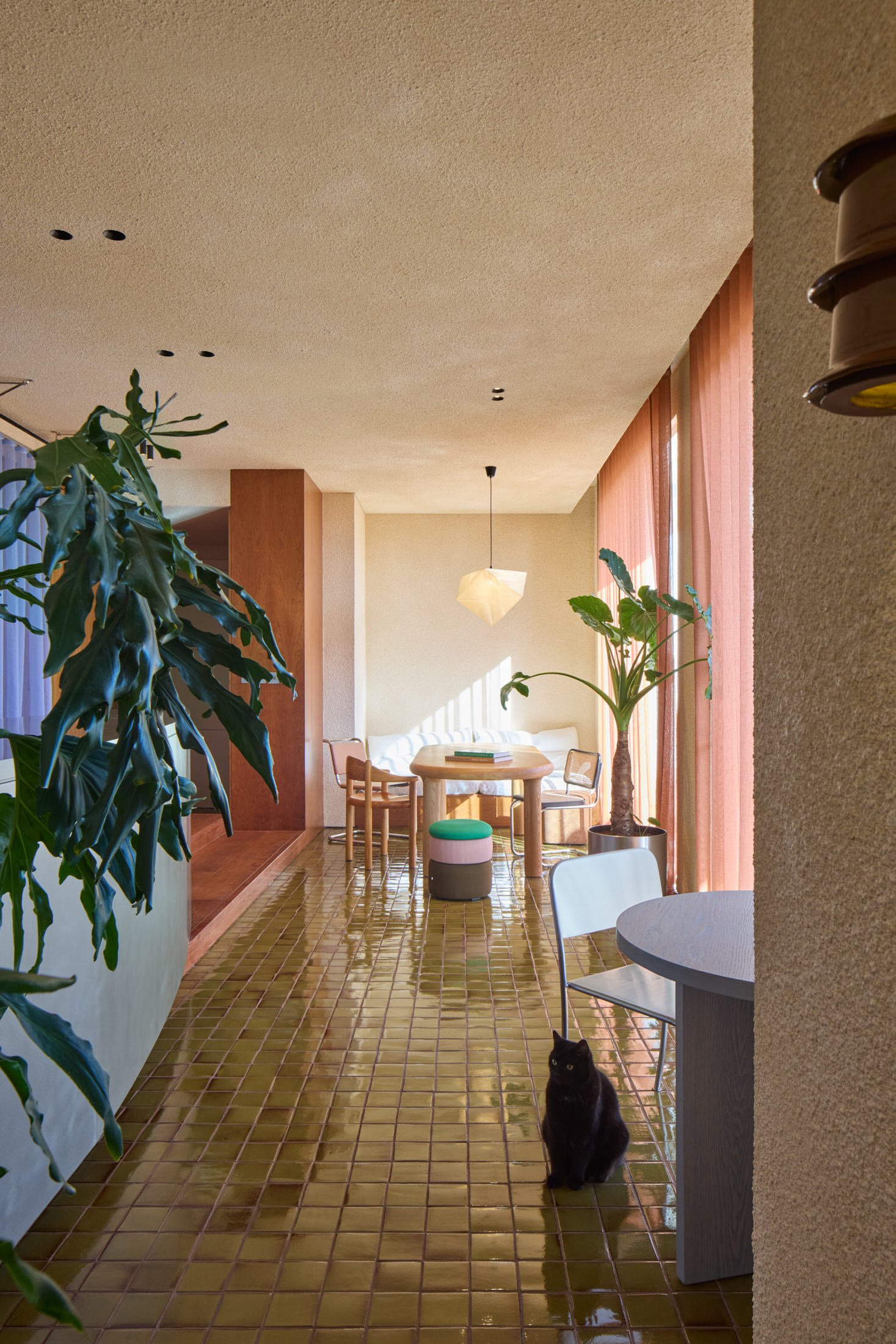 Mid-Century Vibes in Modern Dubai: Al Barari Apartment by Bone Studio.-23