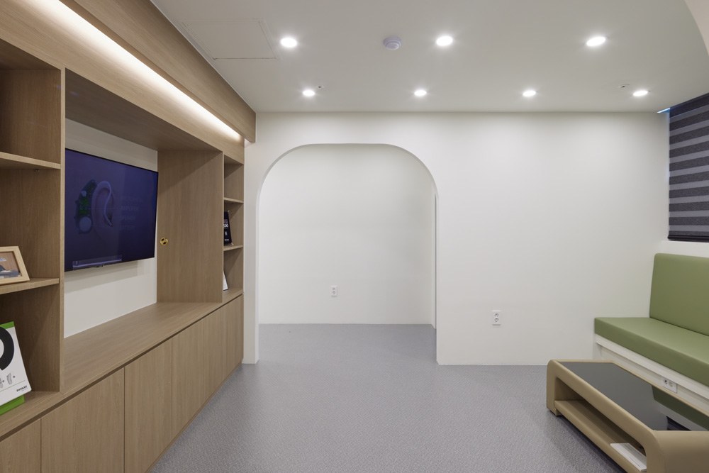 白色简约 30 平米书房设计-7